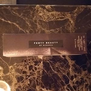 Rihanna's Fenty Beauty Foundation long-wear Soft Matte